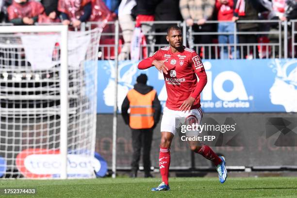 Steve MOUNIE during the Ligue 1 Uber Eats match between Stade Brestois 29 and Paris Saint-Germain at Stade Francis-Le Ble on October 29, 2023 in...