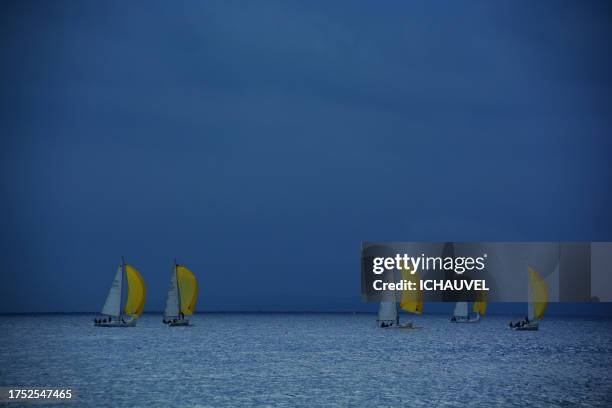 sailing race  south of france - rainwater basin stock pictures, royalty-free photos & images