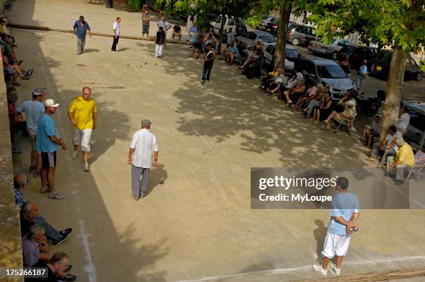 Petanca game at Valensole Village. Alpes de Haute Provence. Provence. Provenza-Alpes-Costa Azul. France