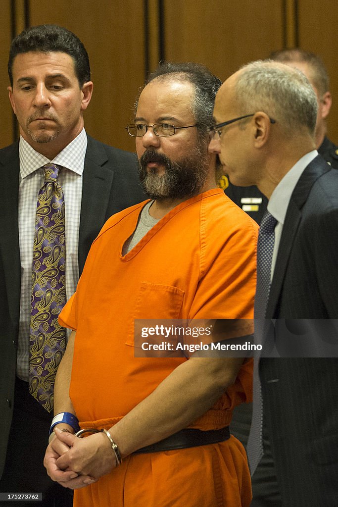 Cleveland Kidnapper Ariel Castro Sentenced In Cleveland