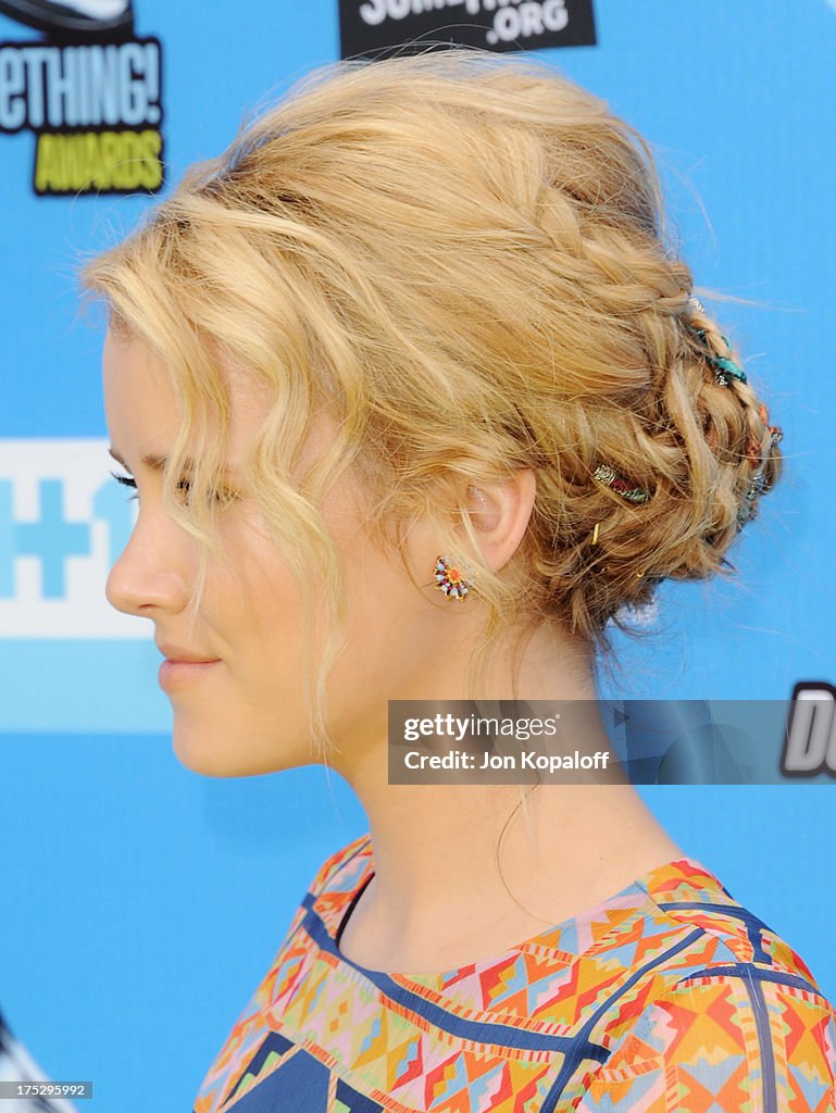 2013 Do Something Awards - Arrivals