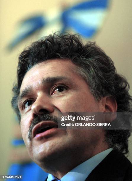 Guatemalan chancellor Edgar Gutierrez answers questions to the press 31 January 2003 in Guatemala City, after the United States decertified Gutemala...