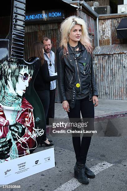Vocalist Alison Mosshart of The Kills arrives at the 6th annual Sunset Strip Music Festival launch party honoring Joan Jett at House of Blues Sunset...