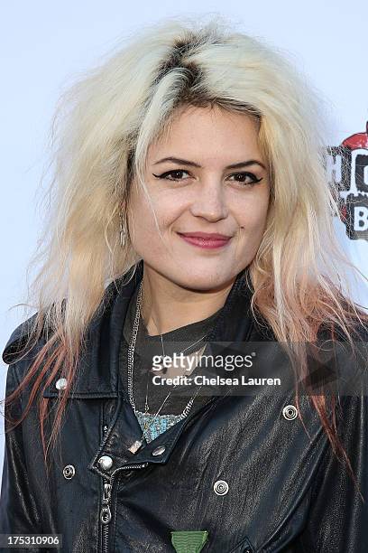 Vocalist Alison Mosshart of The Kills arrives at the 6th annual Sunset Strip Music Festival launch party honoring Joan Jett at House of Blues Sunset...