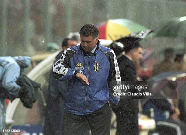 1,018 Juventus 2000 Stock Photos, HighRes Pictures, and Images Getty