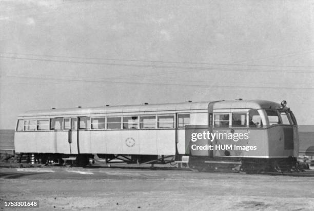 Walkers of Wigan/Gardner articulated railcar WG1 ca 1950.