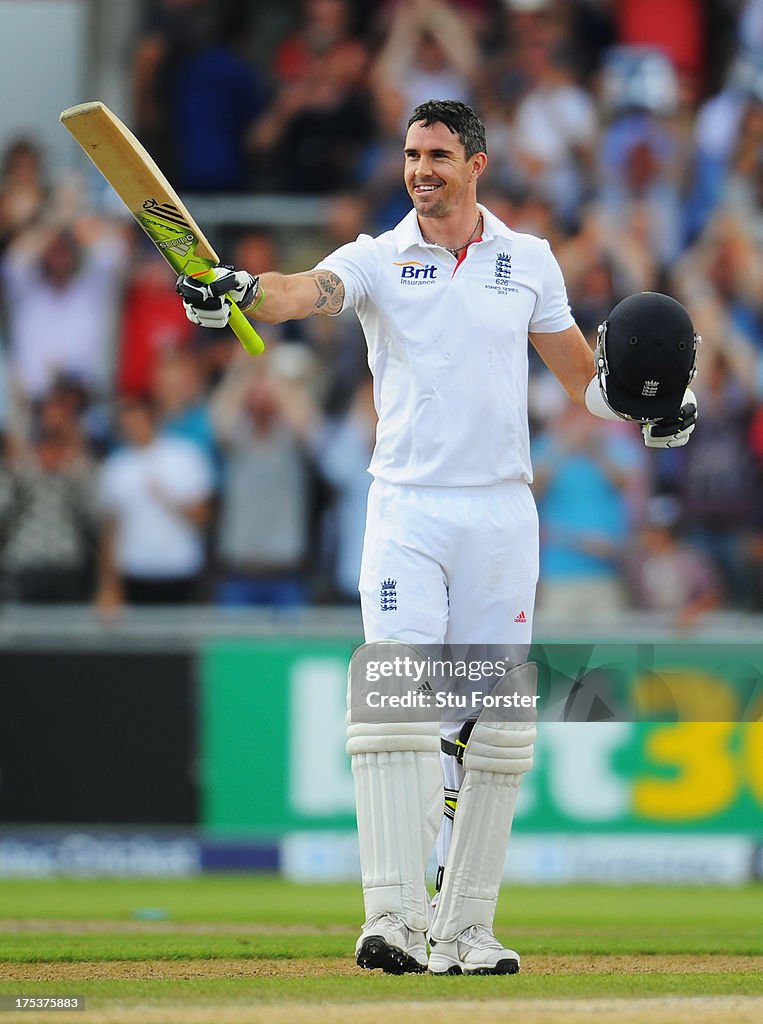 England v Australia: 3rd Investec Ashes Test - Day Three