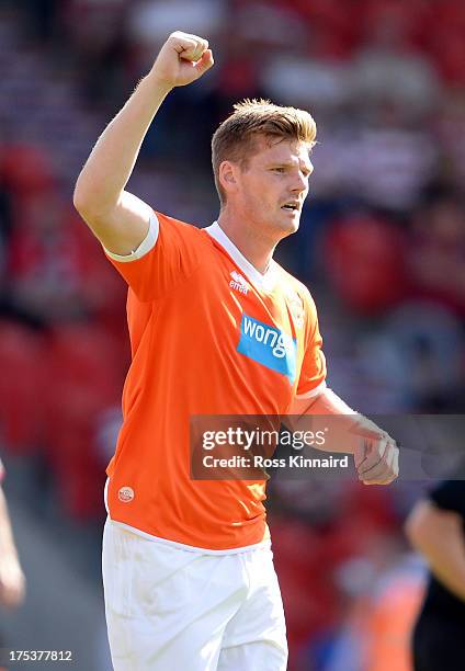 Gary Mackenzie of Blackpool celebreates after his goal during the Sky Bet Championship match between Doncaster Rovers and Blackpool at Keepmoat...