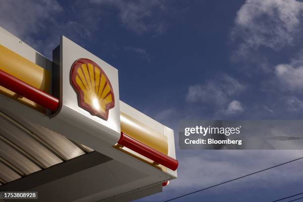 190 Gas Station Canopy Stock Photos, High-Res Pictures, and Images ...