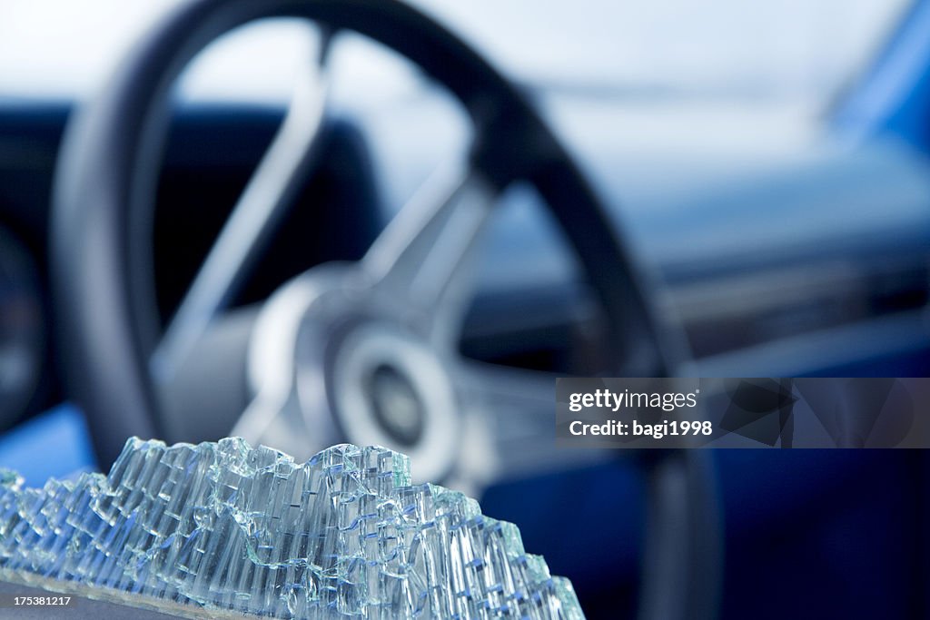 Auto finestra a pezzetti, close-up