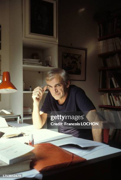 Portrait de l'écrivain Milan Kundera le 17 septembre 1982 à Paris.