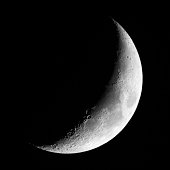 Crescent new moon (photo)