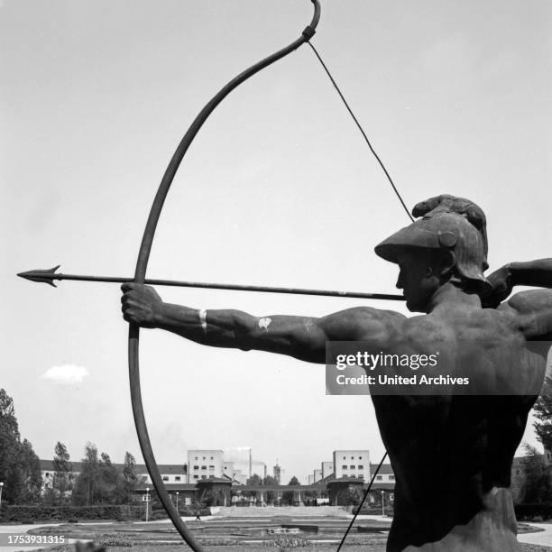 Sculpture of an archer at Hindenburgpark gardens of Ludwigshafen, Germany 1930s.