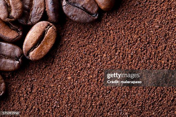 コーヒー豆 - 挽く ストックフォトと画像