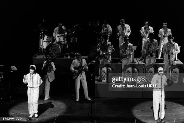 Le concert du grand orchestre du 'Splendid' au théâtre de la Porte Saint-Martin à Paris, le 19 décembre 1979.