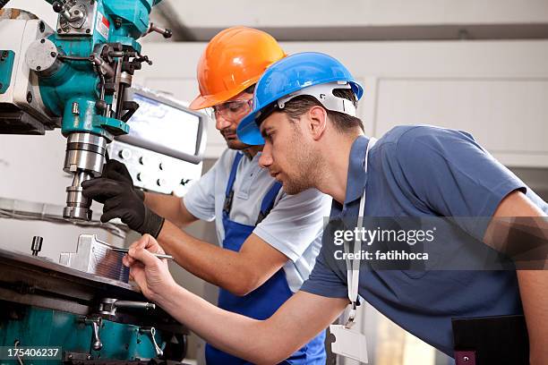 Machine Foreman Shaping Machine Photos and Premium High Res Pictures - Getty Images