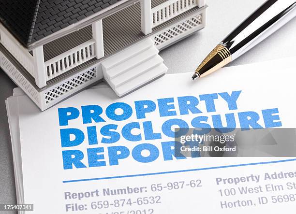 property disclosure report - real estate law stock pictures, royalty-free photos & images