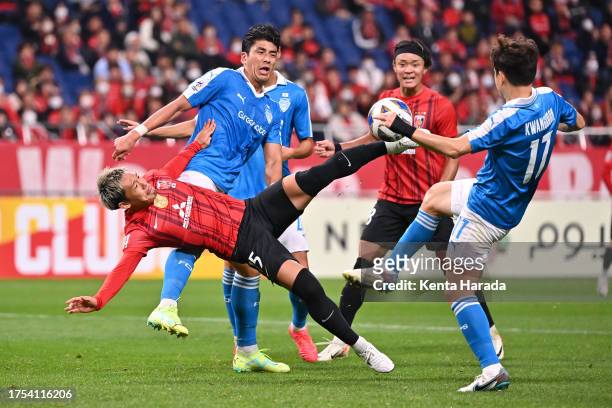 Takahiro Akimoto of Urawa Red Diamonds in action during the AFC Champions League Group J match between Urawa Red Diamonds and Pohang Steelers at...