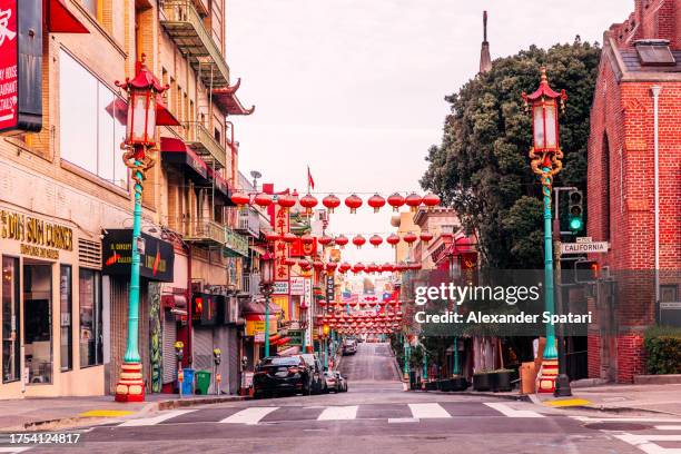 chinatown district in san francisco, california, usa - chinatown san francisco stock pictures, royalty-free photos & images