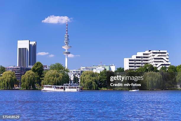 wunderschöner alster im sommer - high noon stock-fotos und bilder