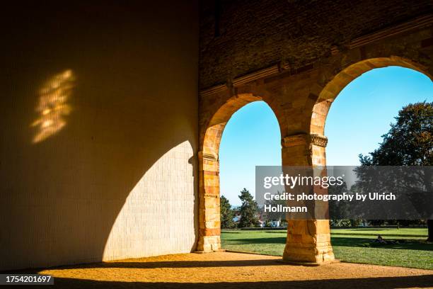 abbey and altenmünster of lorsch, unesco world heritage, lorsch, hesse, germany - alt abtei stock-fotos und bilder