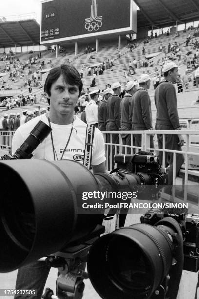 Daniel Simon dans le stade des épreuves d'athlétisme des Jeux Olympiques d'été de Moscou, en juillet 1980.