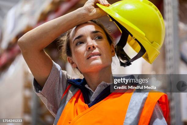 Packer Working 97 Warehouse Packer Stock Photos, High-Res Pictures, and Images - Getty ...