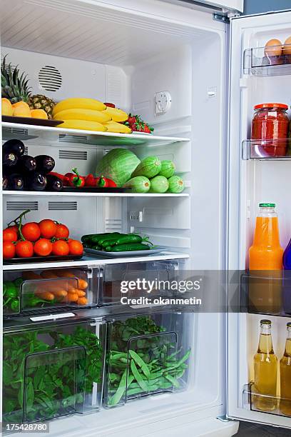 refrigerator - full fridge stockfoto's en -beelden