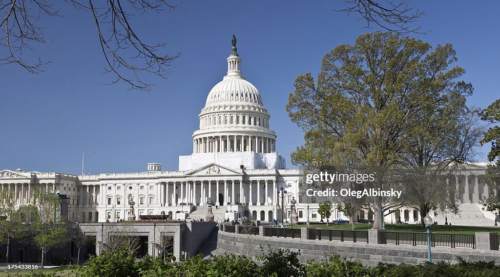 East facciata di Capitol Building, Washington DC. Cielo azzurro.