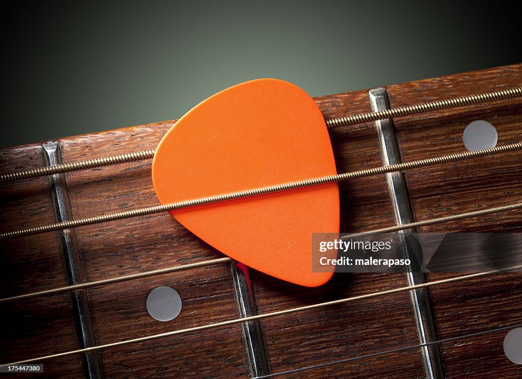 Guitarra acústica con selección