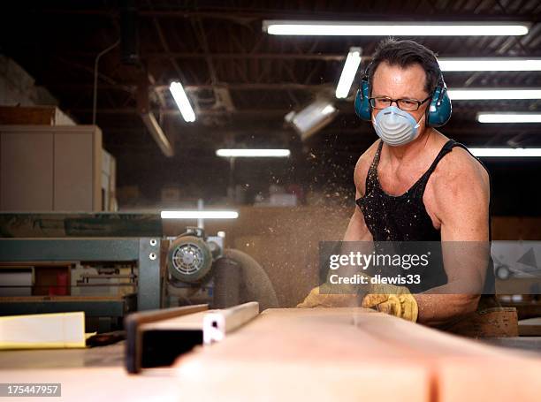 man building custom hardwood furniture - table saw stock pictures, royalty-free photos & images