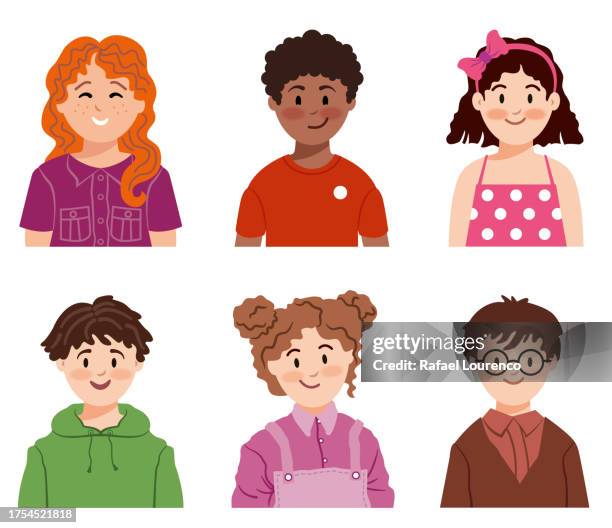 Lindo Conjunto De Avatares Infantiles Aislados Sobre Fondo Blanco, Foto de stock
