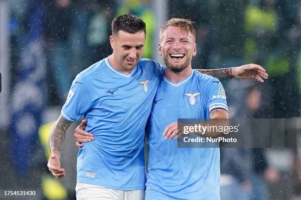 Ciro Immobile of SS Lazio celebrates the victory with Matias Vecino of SS Lazio during the Serie A Tim match between SS Lazio and ACF Fiorentina at...