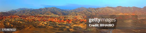 danxia landform in zhangye - john day fossil beds national park 個照片及圖片檔