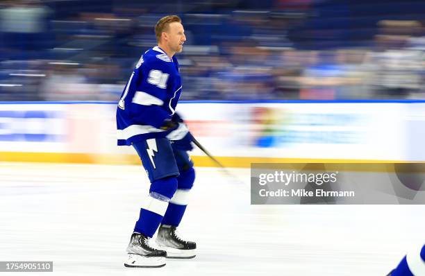 Steven Stamkos of the Tampa Bay Lightning warms up during a game against the Carolina Hurricanes at Amalie Arena on October 24, 2023 in Tampa,...