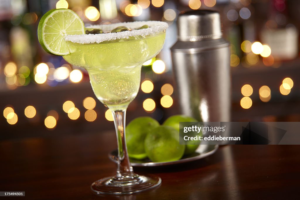 Margarita at a bar