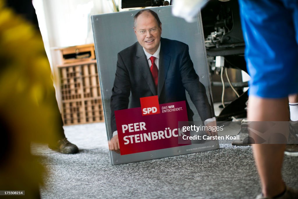 Political Parties Launch Election Campaigns In Berlin