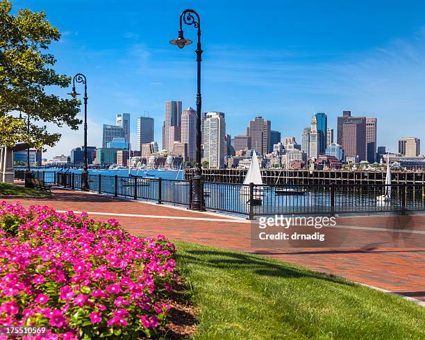 cityscape from the east boston pier's park - massachusettes location stockfoto's en -beelden