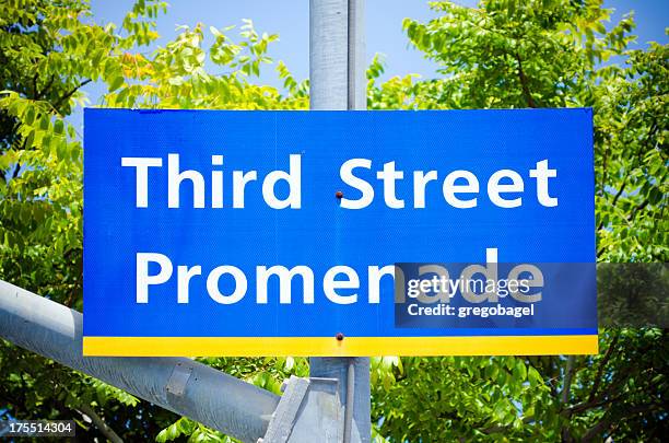 third street promenade sign located in santa monica, ca - third street promenade stock pictures, royalty-free photos & images