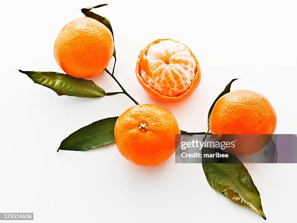 cluster of clementines - orange california stock pictures, royalty-free photos & images