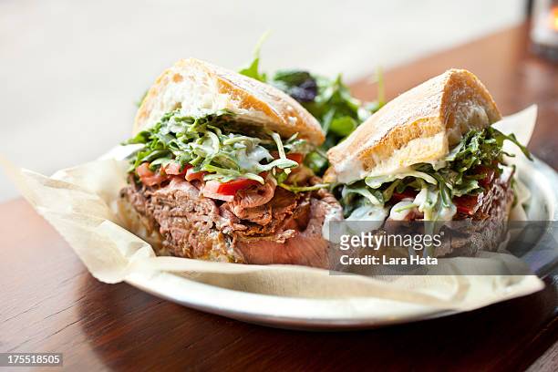roast beef sandwich - sandwich stock-fotos und bilder
