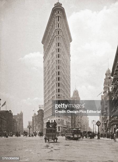 The Flatiron Building, New York, United States of America, designed by architect Daniel Burnham, 1846-1912. The building was completed in 1902.