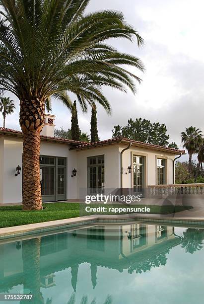 beverly hills home with pool - beverly hills stock pictures, royalty-free photos & images