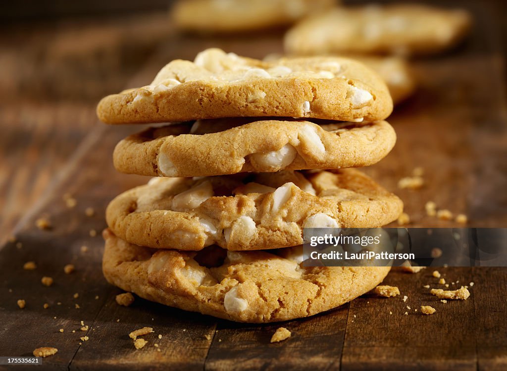 Macadamia Nut and White Chocolate Cookies