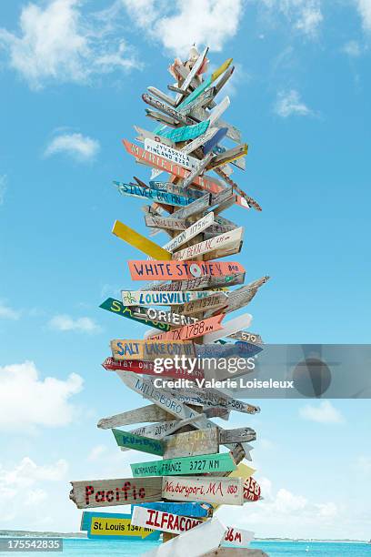 directional signs on stocking island - exuma stock pictures, royalty-free photos & images