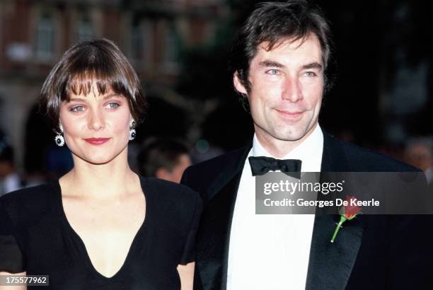 Actors Timothy Dalton and Carey Lowell attend the premiere of the James Bond film 'License to Kill' at the Odeon cinema on June 13, 1989 in London,...