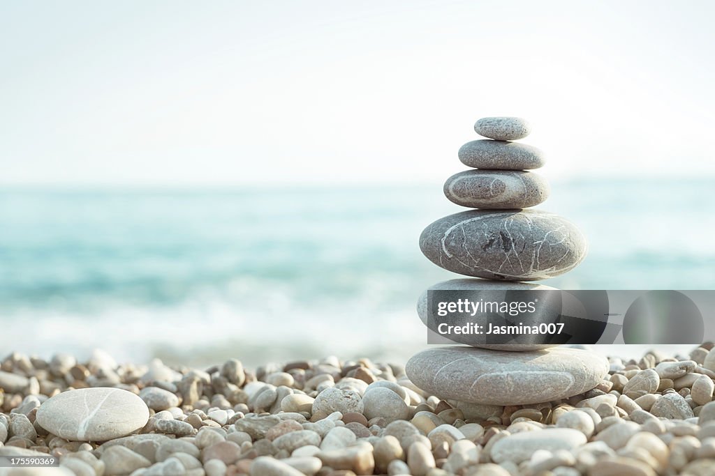 Pedra solta na praia