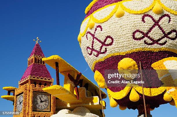 flotador de flores, jersey. - carroza de festival fotografías e imágenes de stock