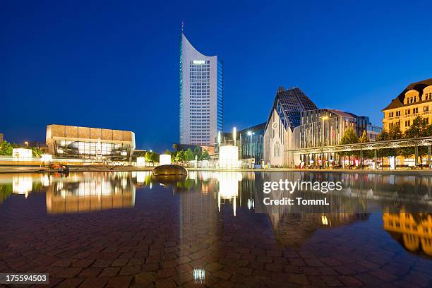 augustusplatz in leipzig, deutschland - leipzig saxony stock-fotos und bilder