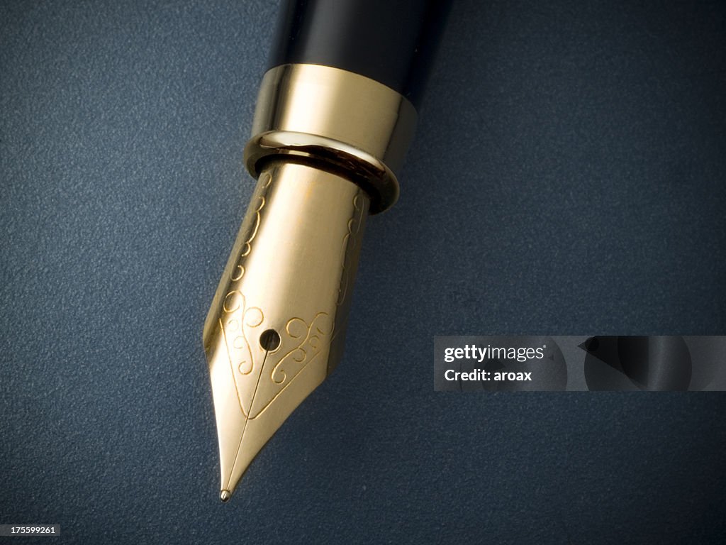 Fountain Pen Gold